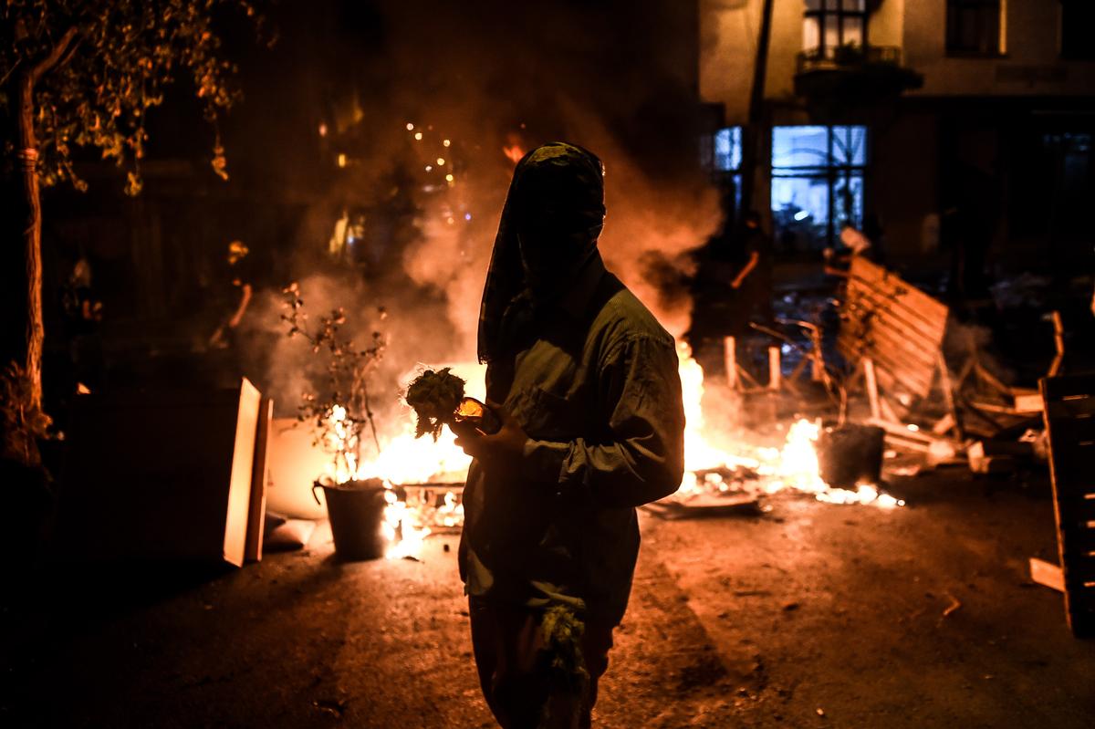 Your Evening News Brief in Pictures: August 27, 2015