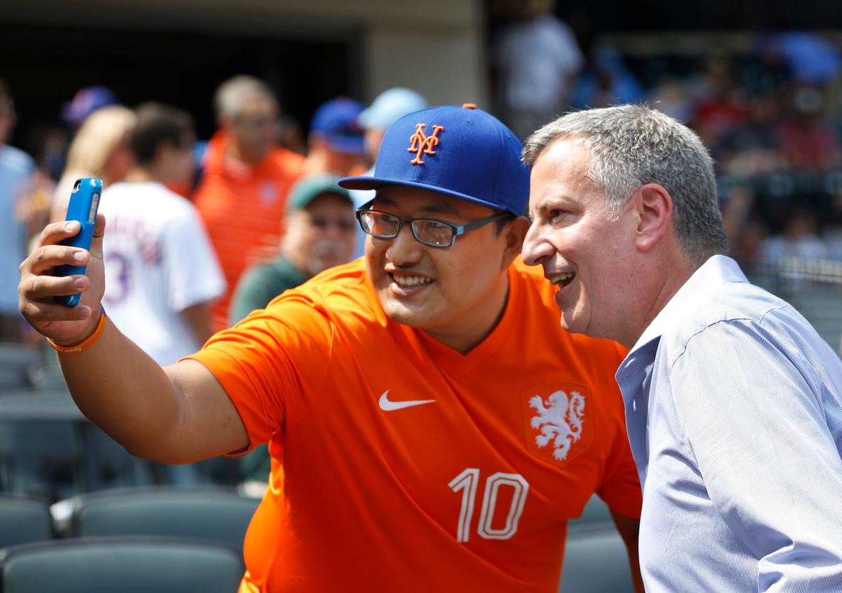 NYC’s First Fan: A Ballgame With Mayor Bill de Blasio