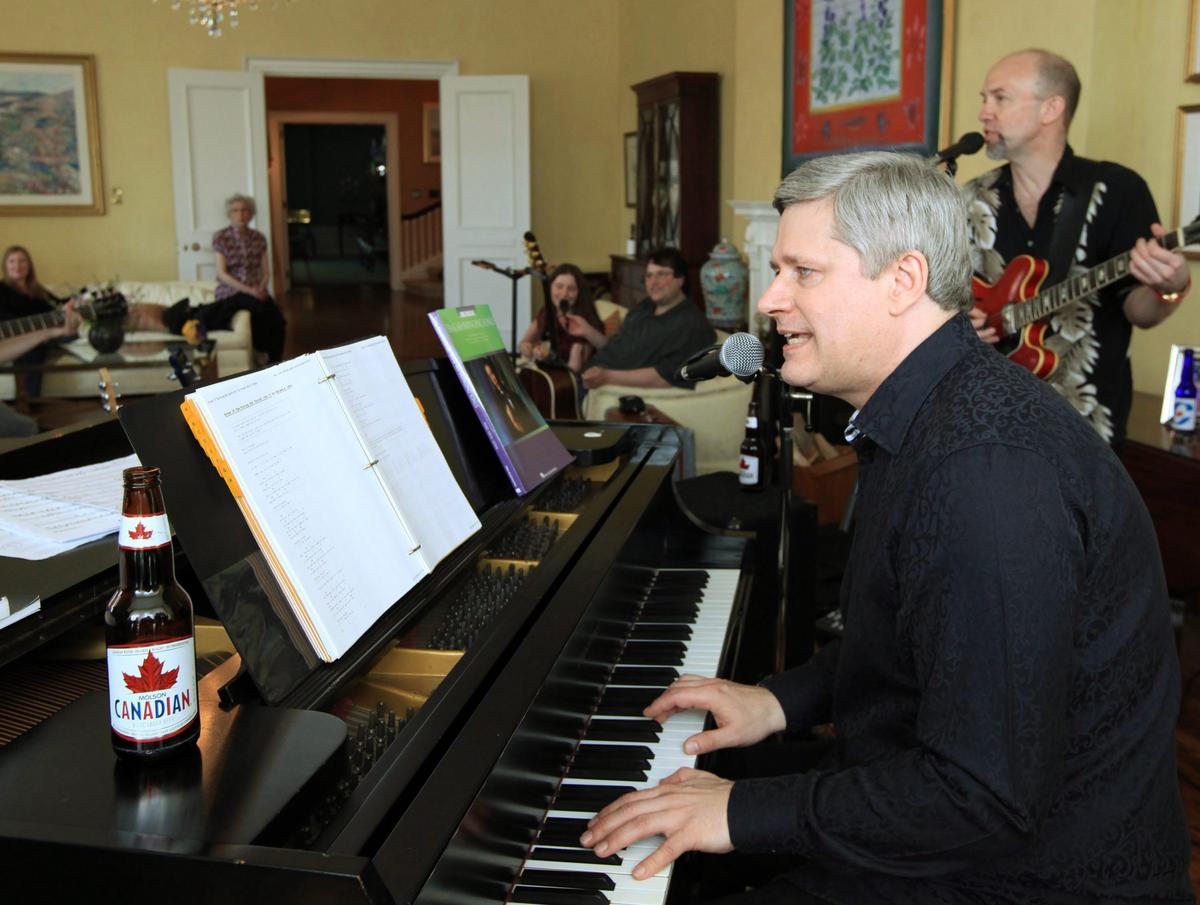 Biography Explores Stephen Harper, the Politician and the Man