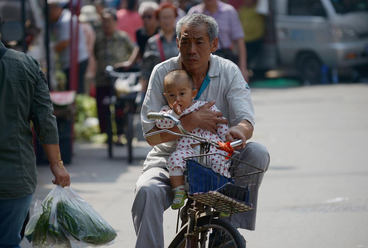 Suicide Among Rural Chinese Seniors Becomes a Disturbing Trend
