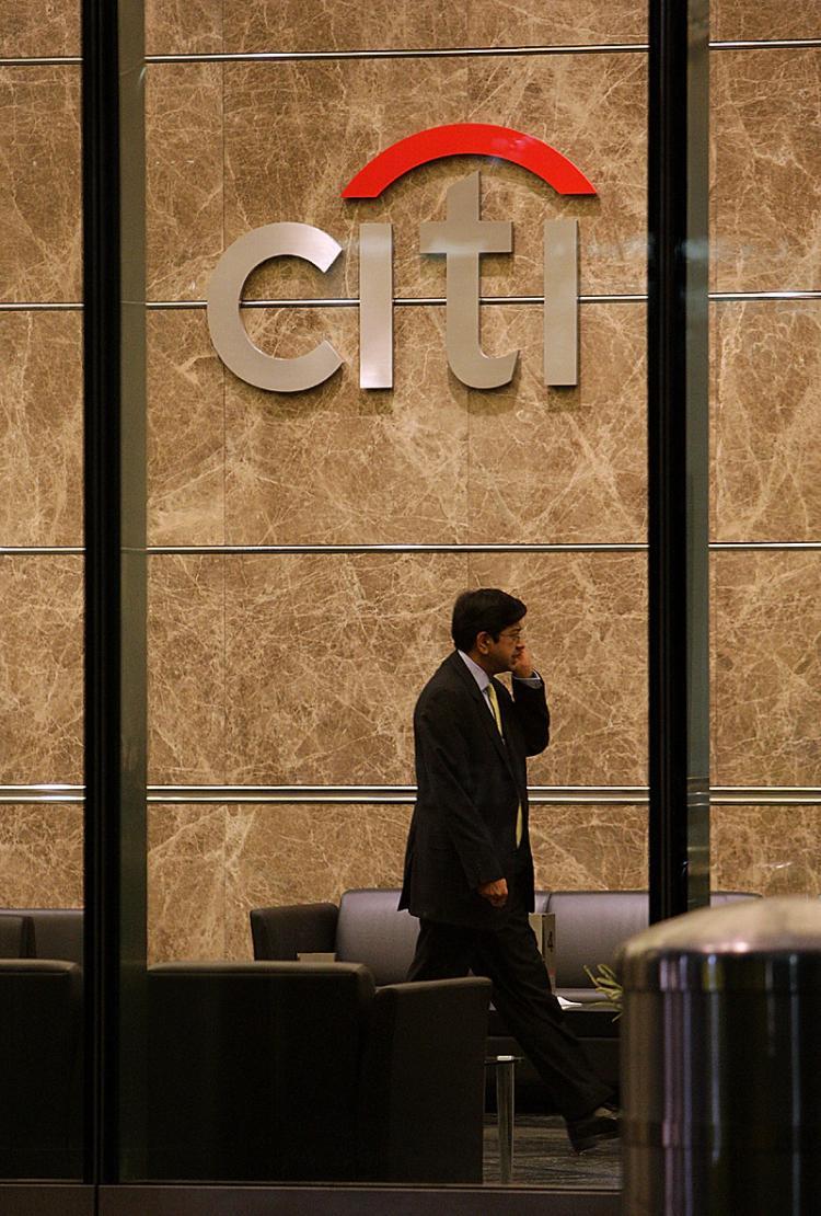 Airline Miles for a Bank Account? Citi Vies With Goldman Online