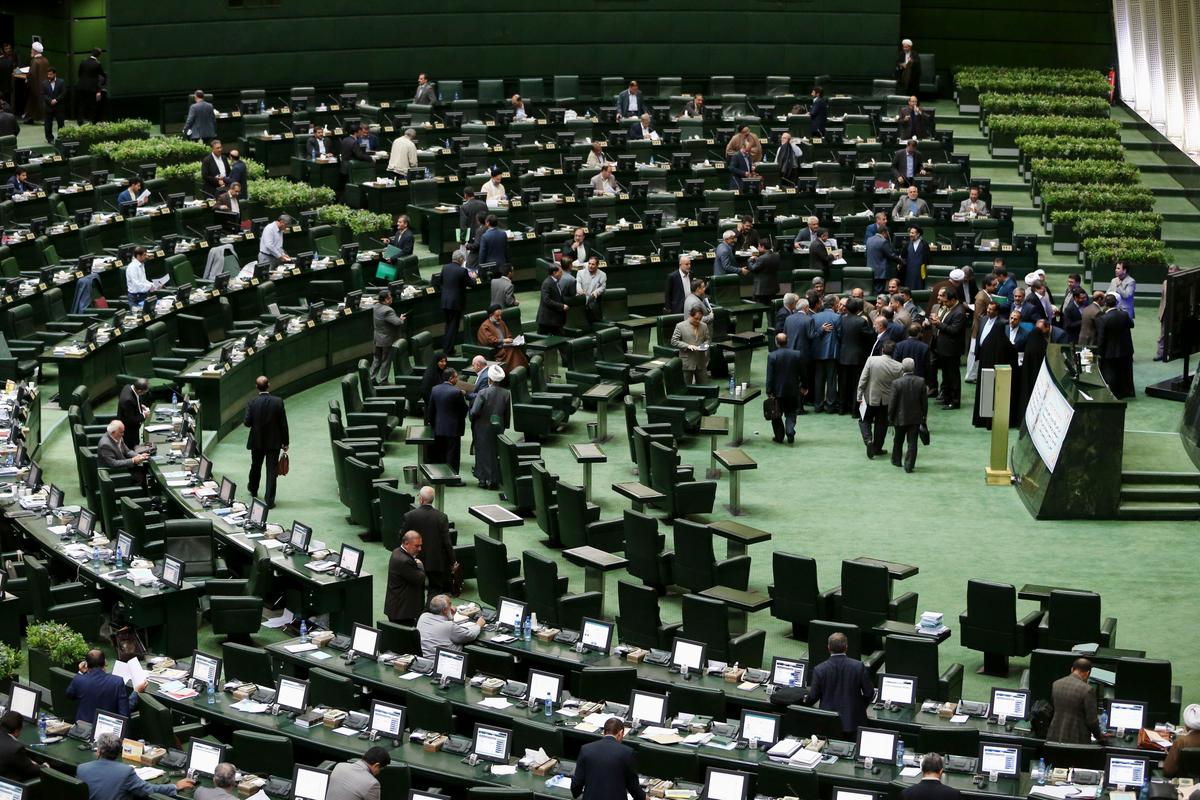 Iran Lawmakers Vote to Implement Nuclear Deal