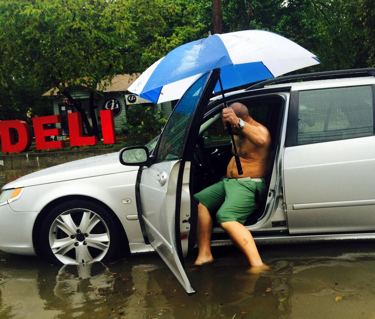 Texas Storms: Death Toll up to 5 From Flooding