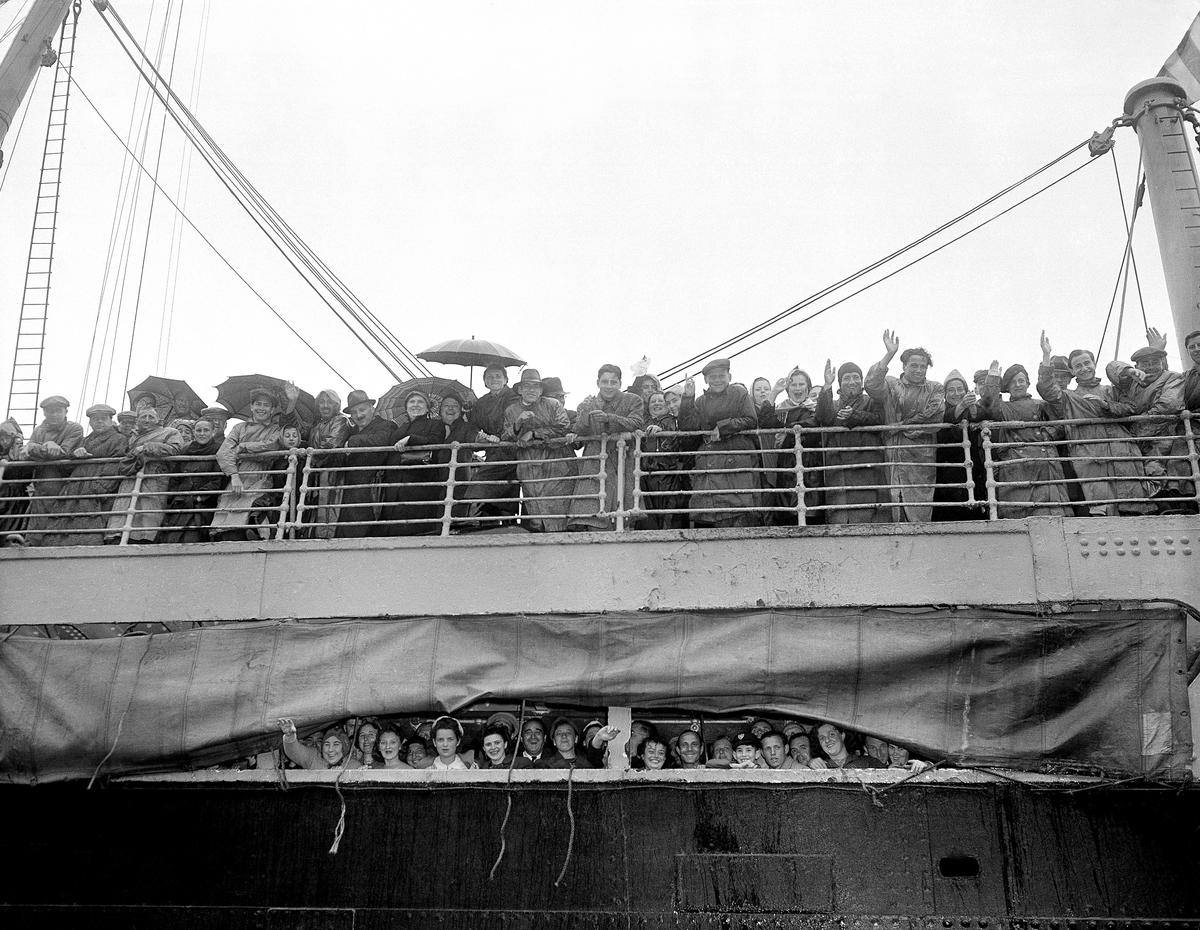 The Man Who Highlighted the Comparison Between Jewish and Syrian Refugees Talks About Why He Did It