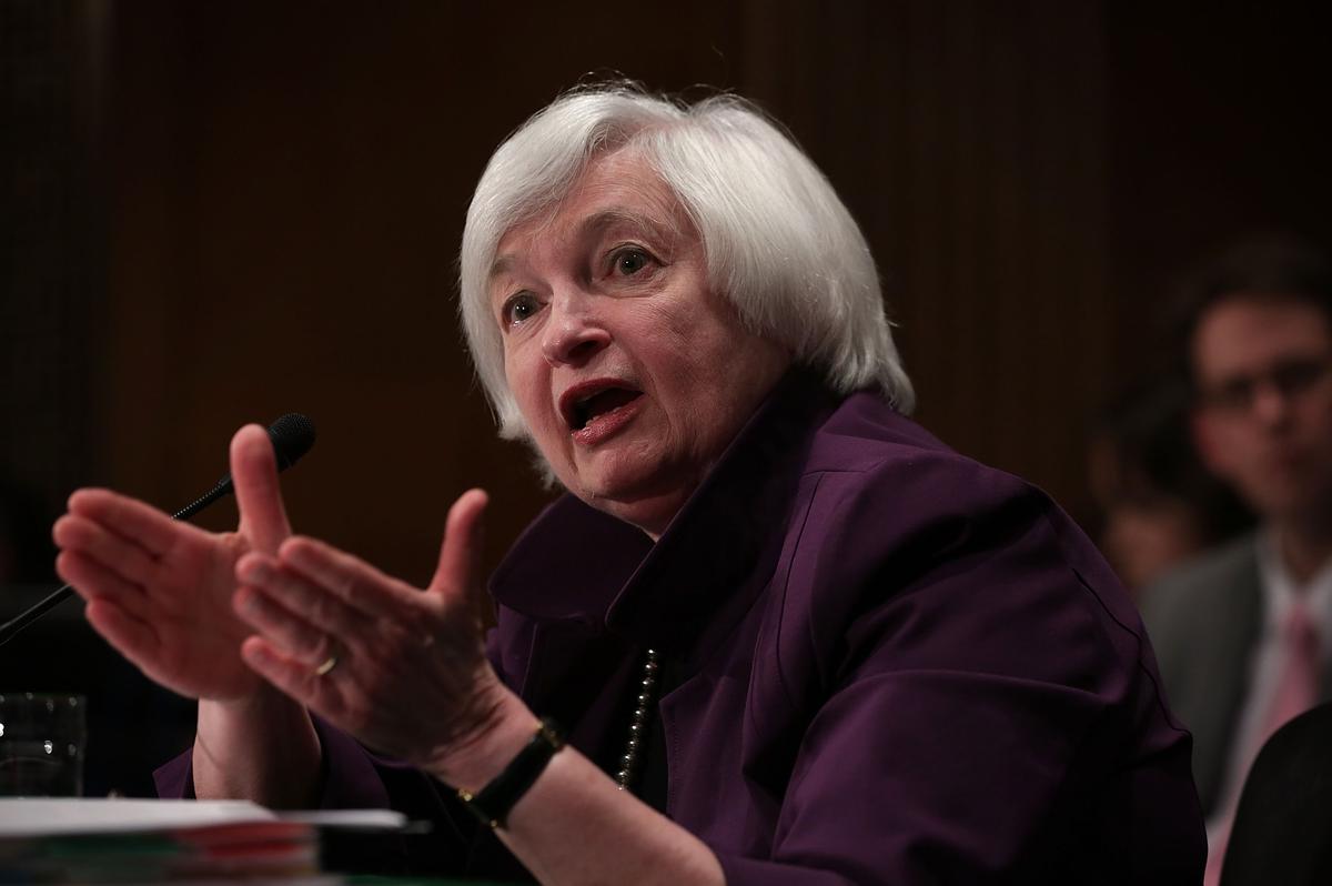 Minutes of Meeting Show Fed Pondering December Rate Hike