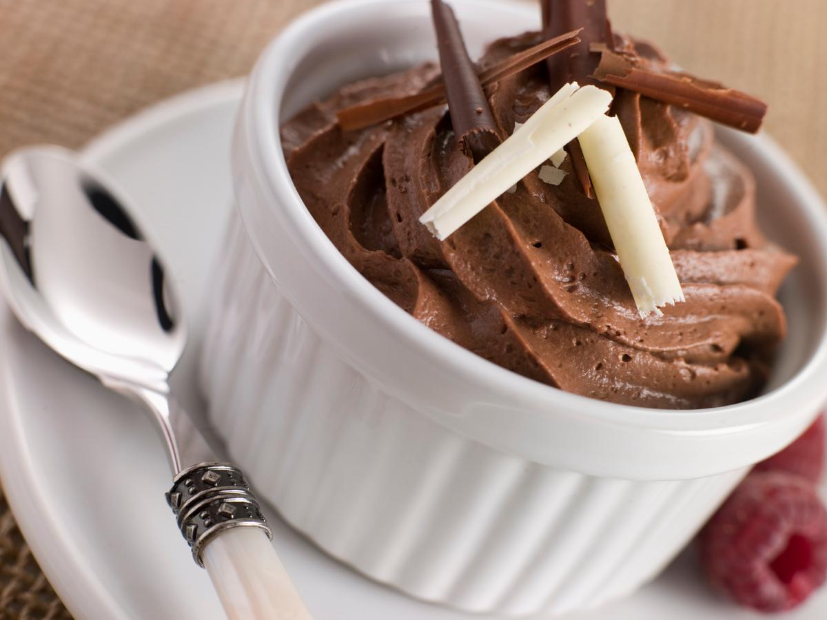 Recipe: Sweet Avocado Chocolate Mousse
