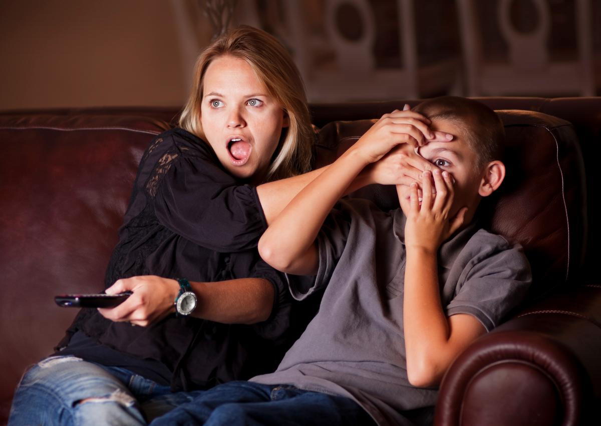 Why ‘Binge Watching’ Is to Blame for Kids Not Learning