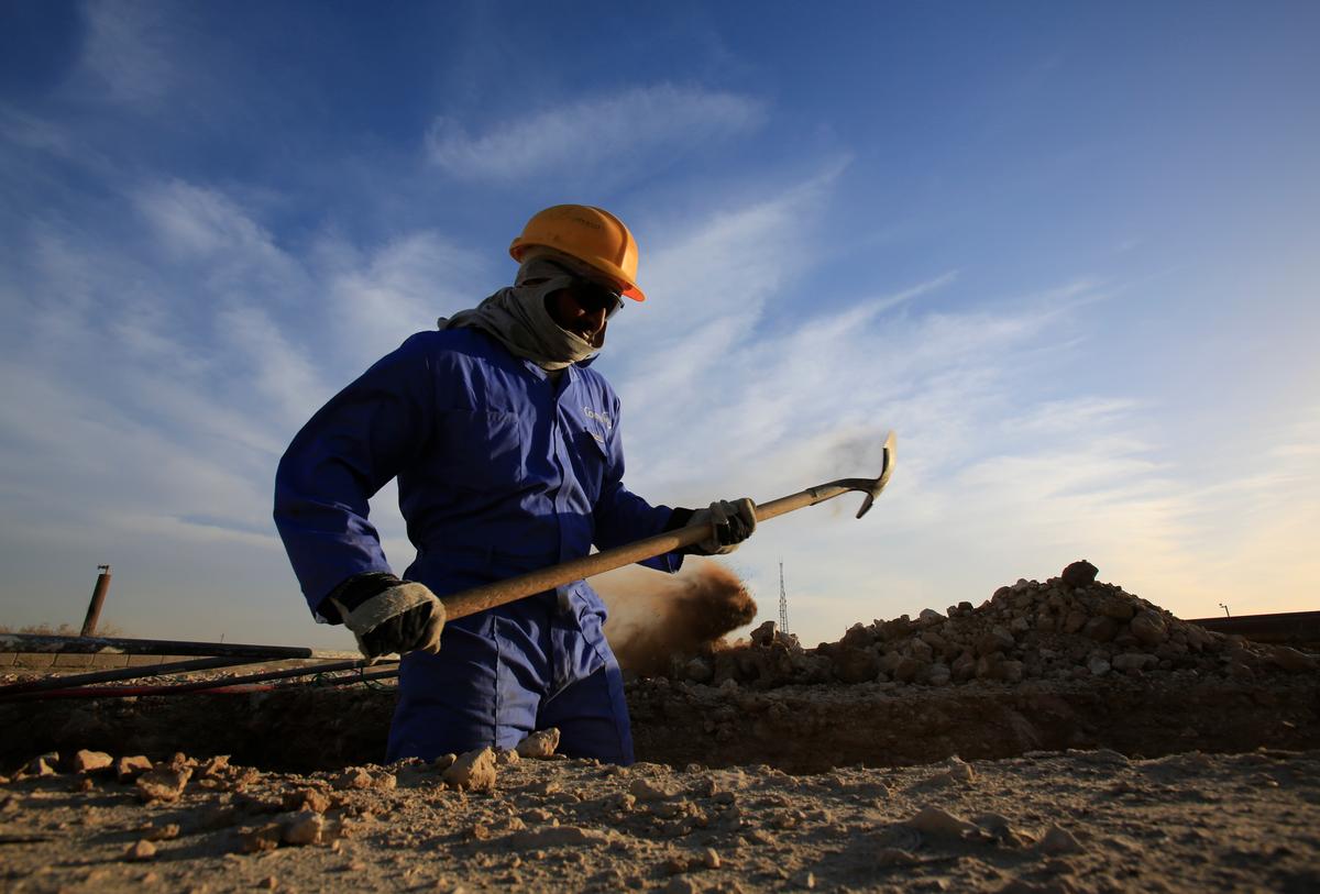 Cheaper Oil Buoys Consumers, Hammers Producers