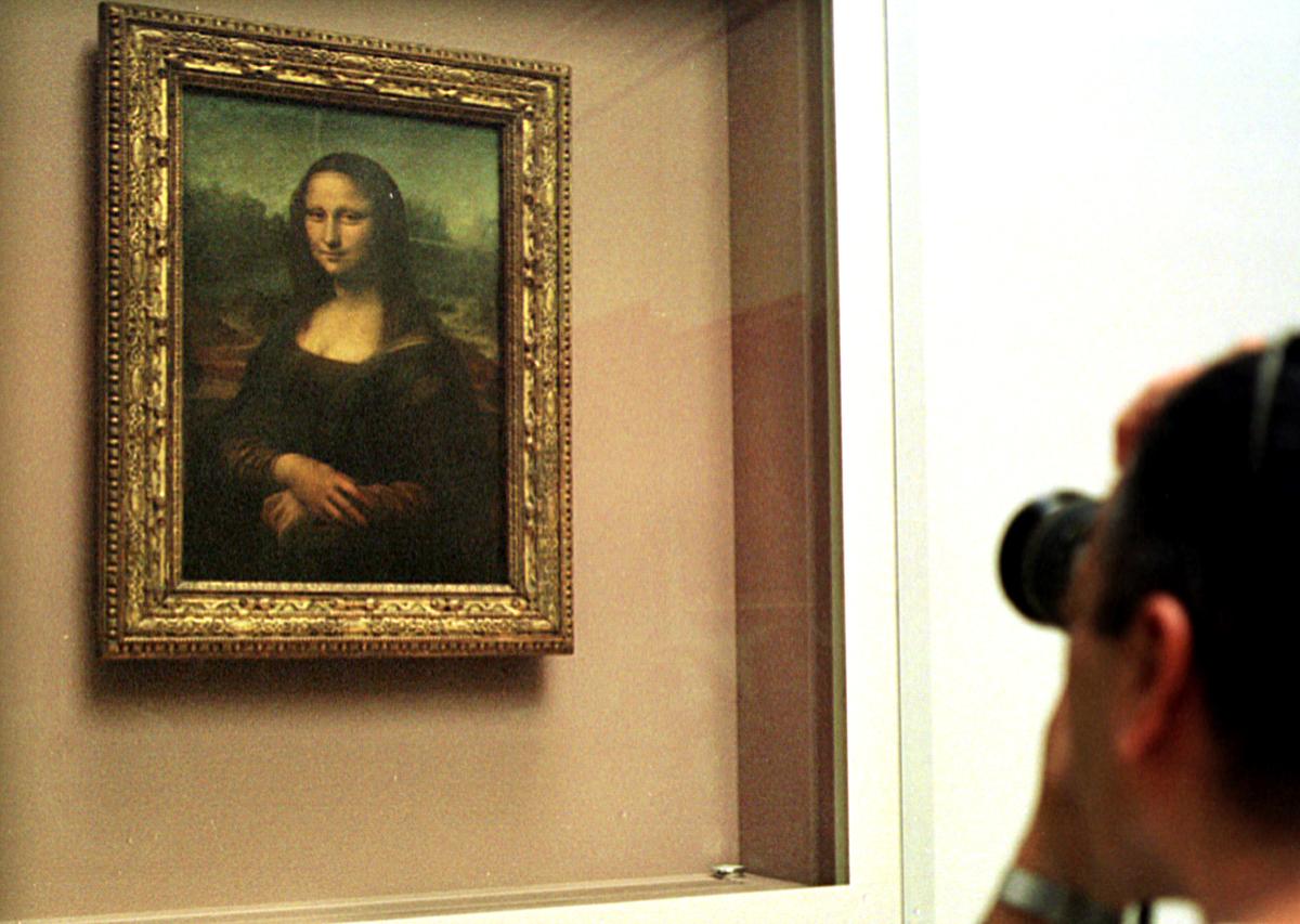 Underneath the Mona Lisa Apparently Lies Three Hidden Portraits