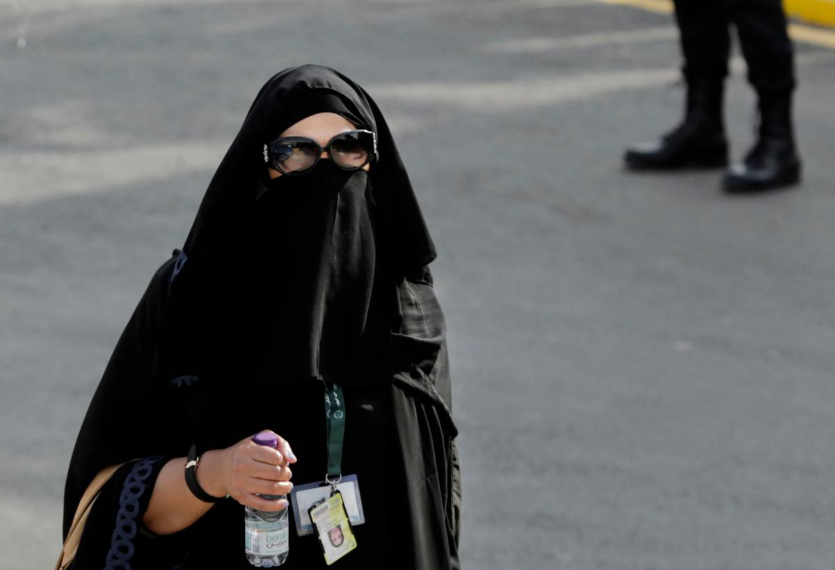 Saudi Women Face Off Against Men for First Time in Elections