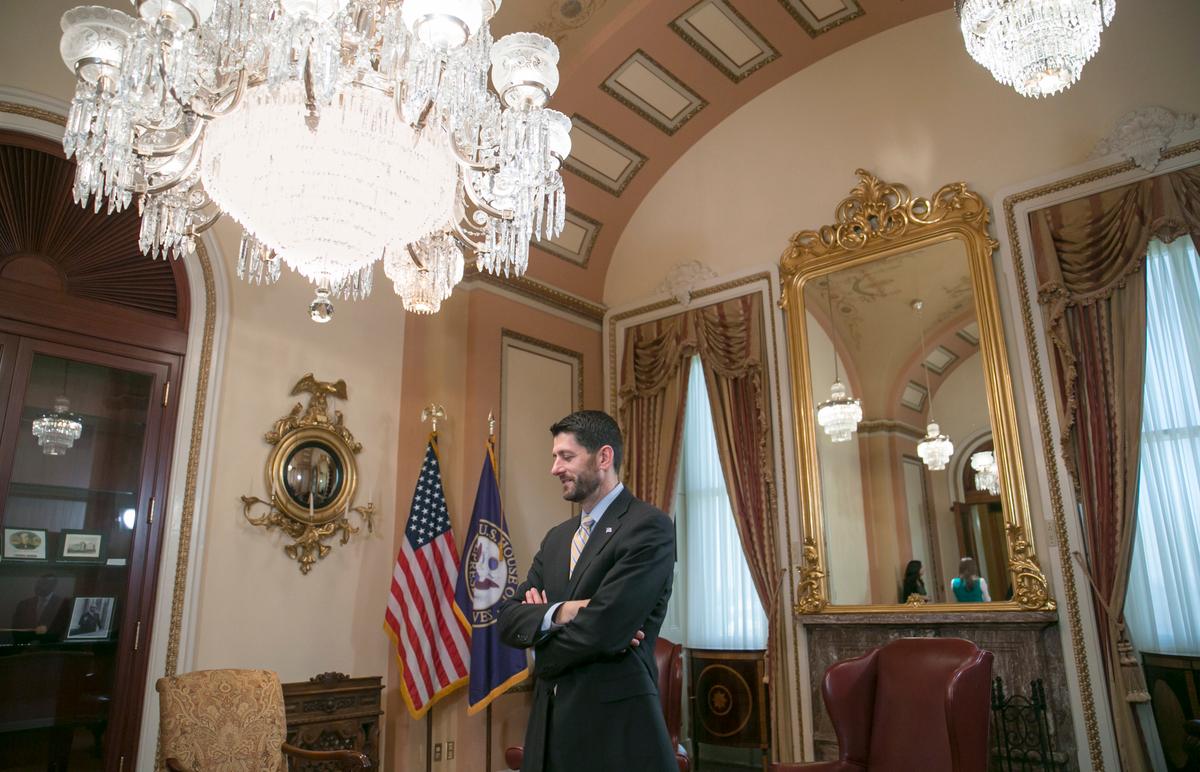 Congress Oks Short-Term Spending Bill Hours Before Deadline