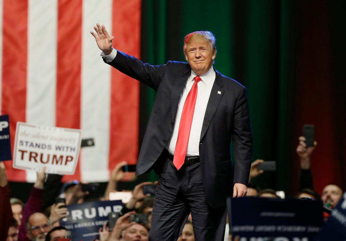 New Hampshire Union Leader Publisher Compares Donald Trump to ‘Back to the Future’ Character