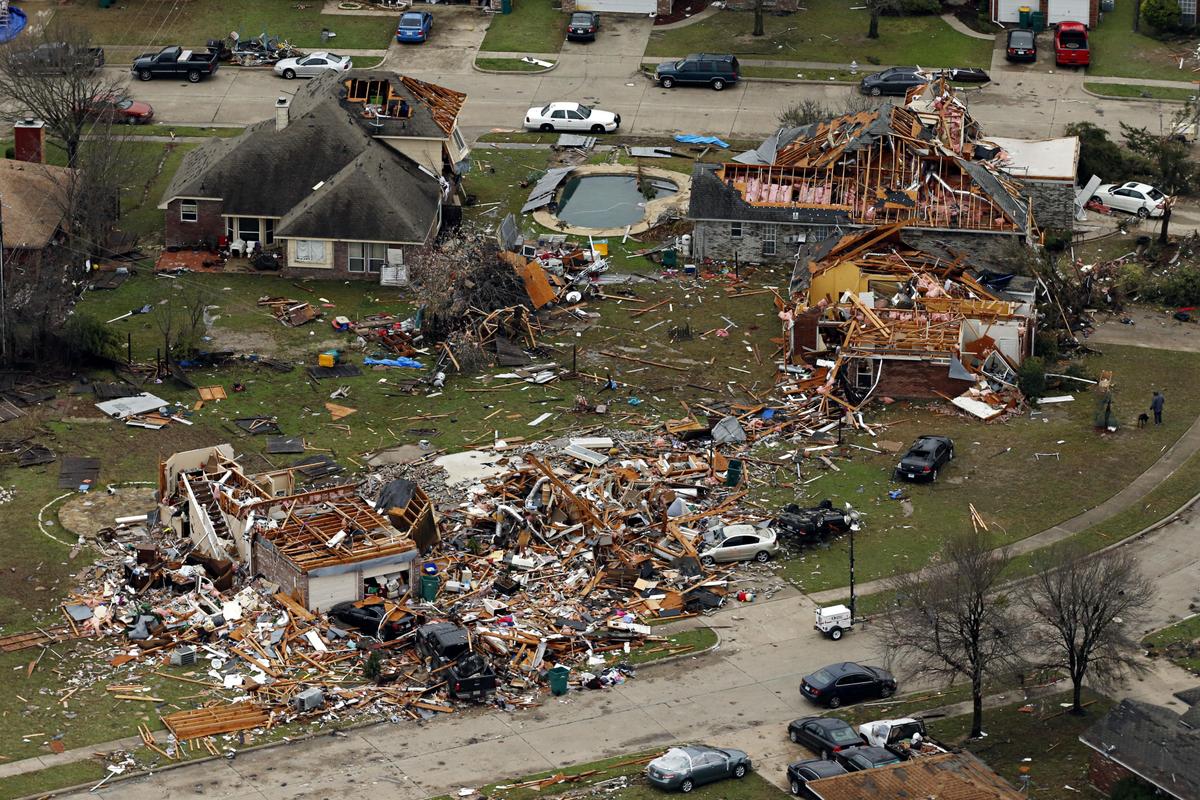 Texas Cleans Up After Twisters, Snow and Ice Pelt Midwest
