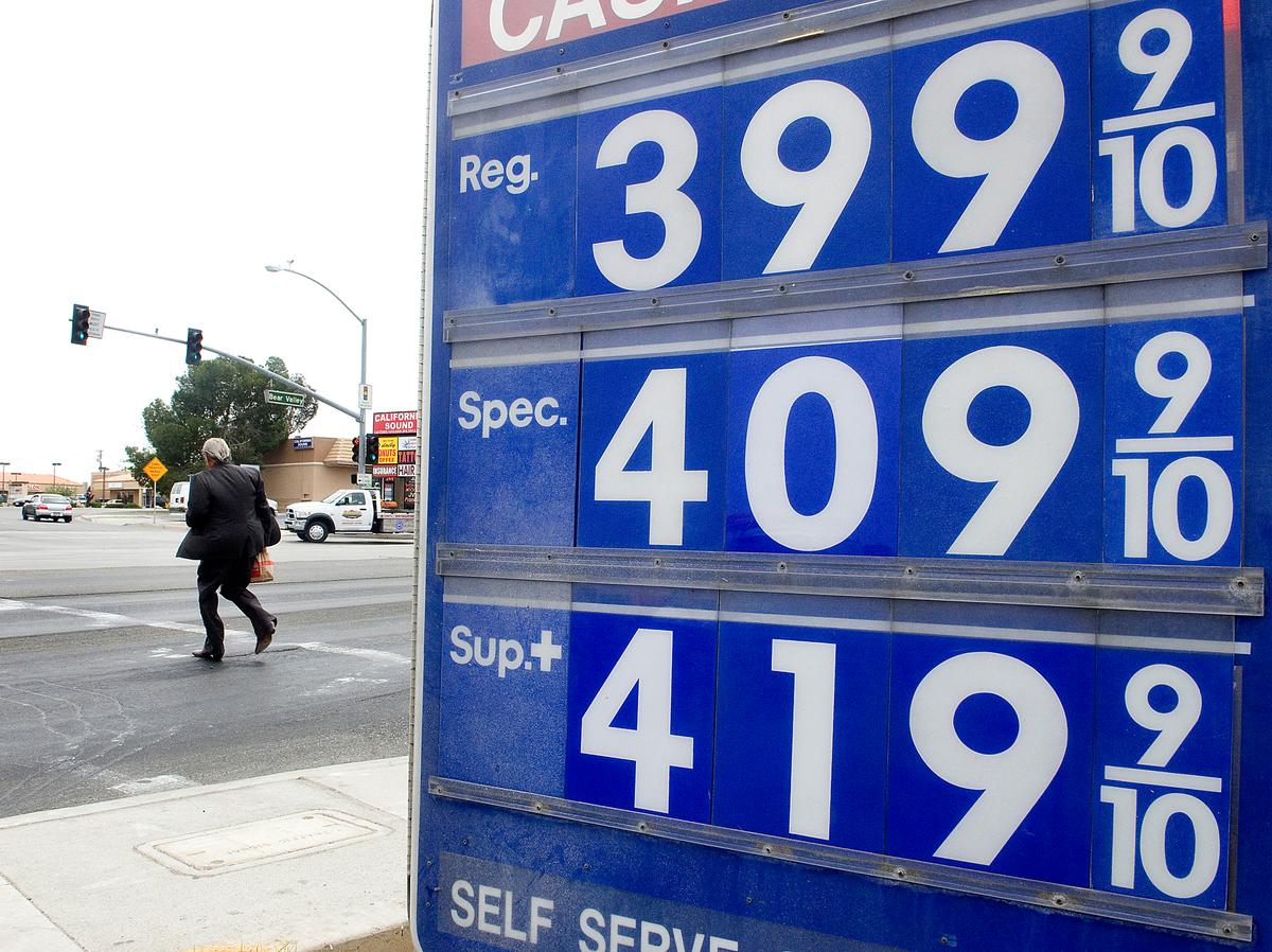 How Much Money You Just Saved on Gas in 2015