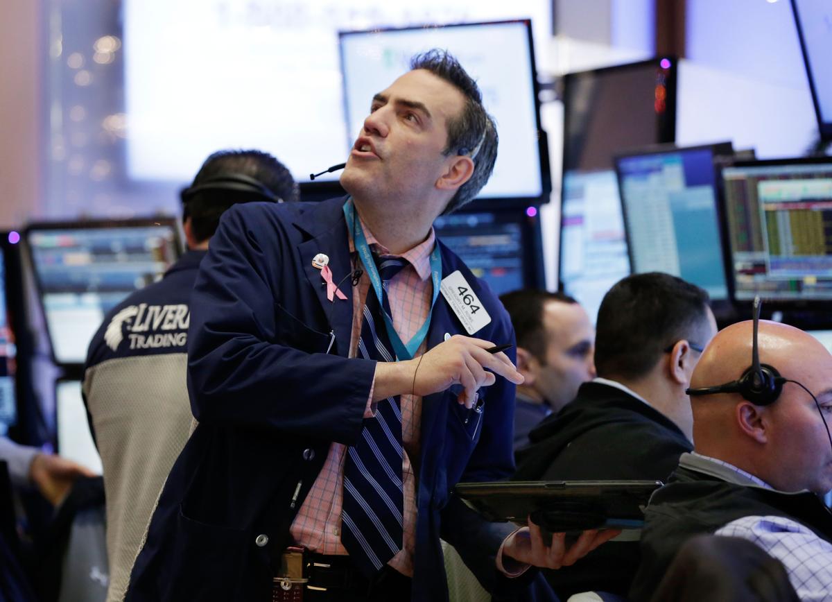 Chinese Stock Market Woes Send US Markets Tumbling