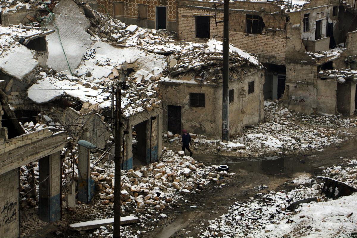 Besieged Syrian Villages Run Short of Food, Medicine