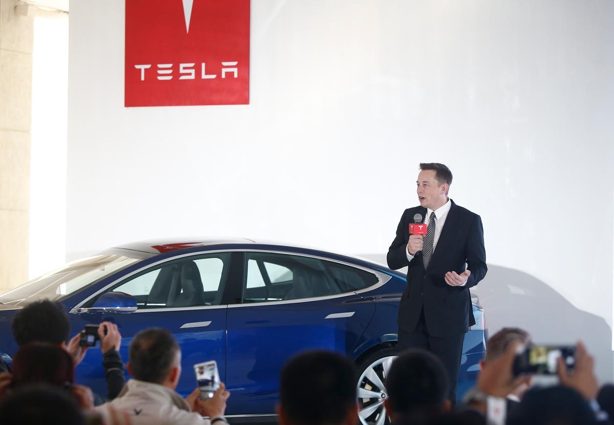 Elon Musk Expects Teslas to Be Fully Self-Driving in 24 to 36 Months