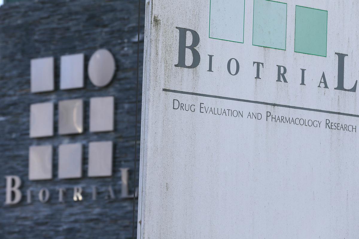 Botched French Drug Test Leaves 1 Brain Dead, 5 in Hospital