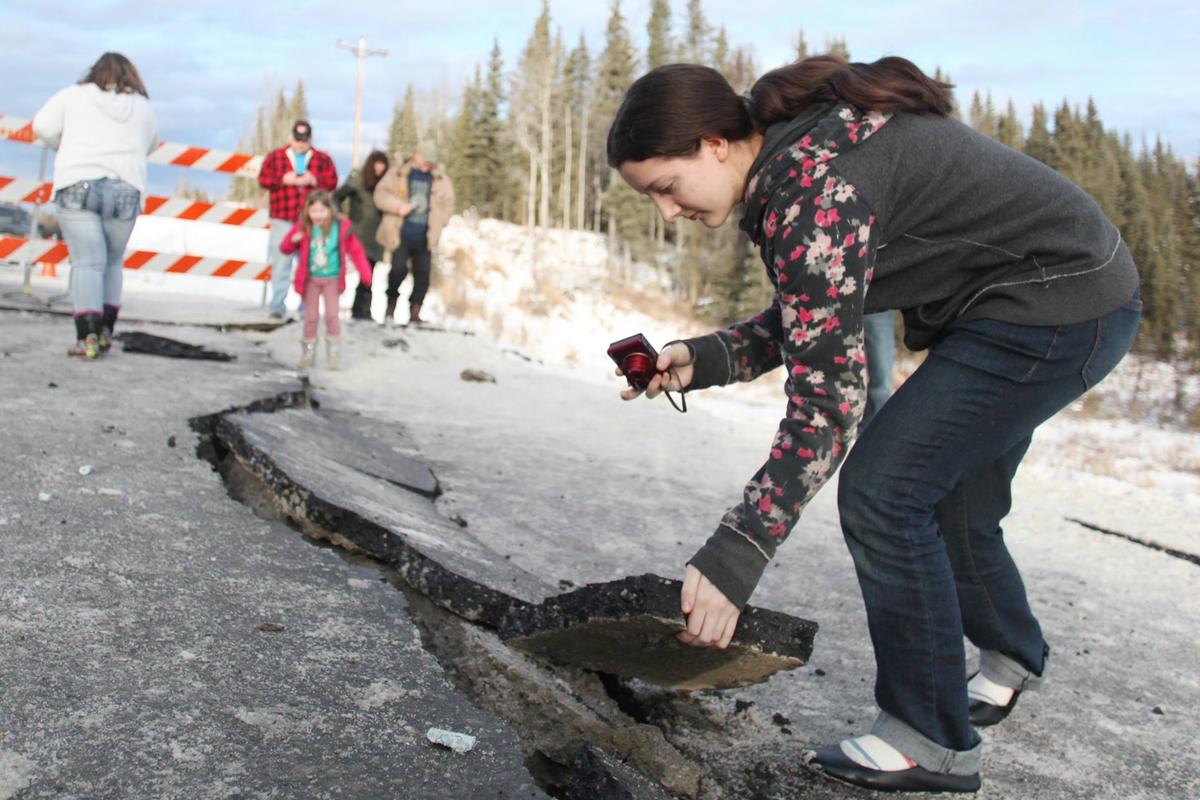 UPDATE: Magnitude-7.1 Quake Jolts Alaska; 4 Homes Lost