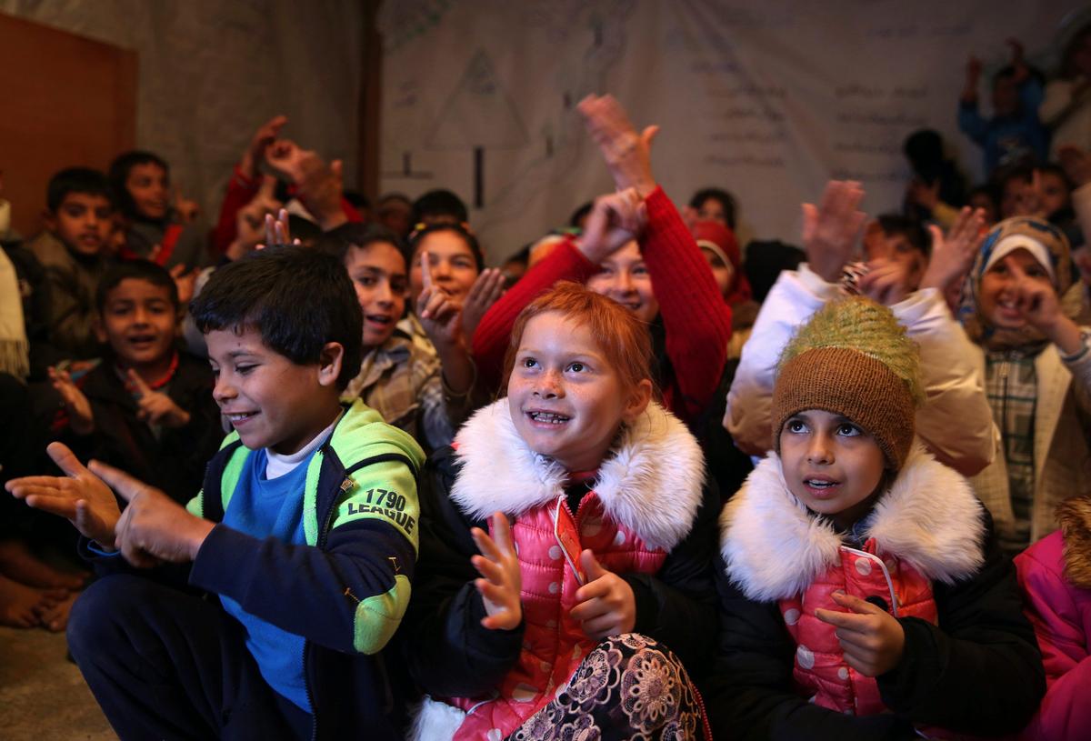 Lebanon and Jordan at ‘Tipping Point’ Because of Syrian Crisis, Says Dion
