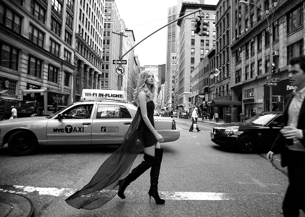 From Paragons to Melting Pots: The Changing Role of Cities in the World of Fashion