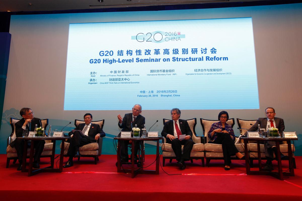 Global Finance Officials Promise to Shore Up Sagging Growth