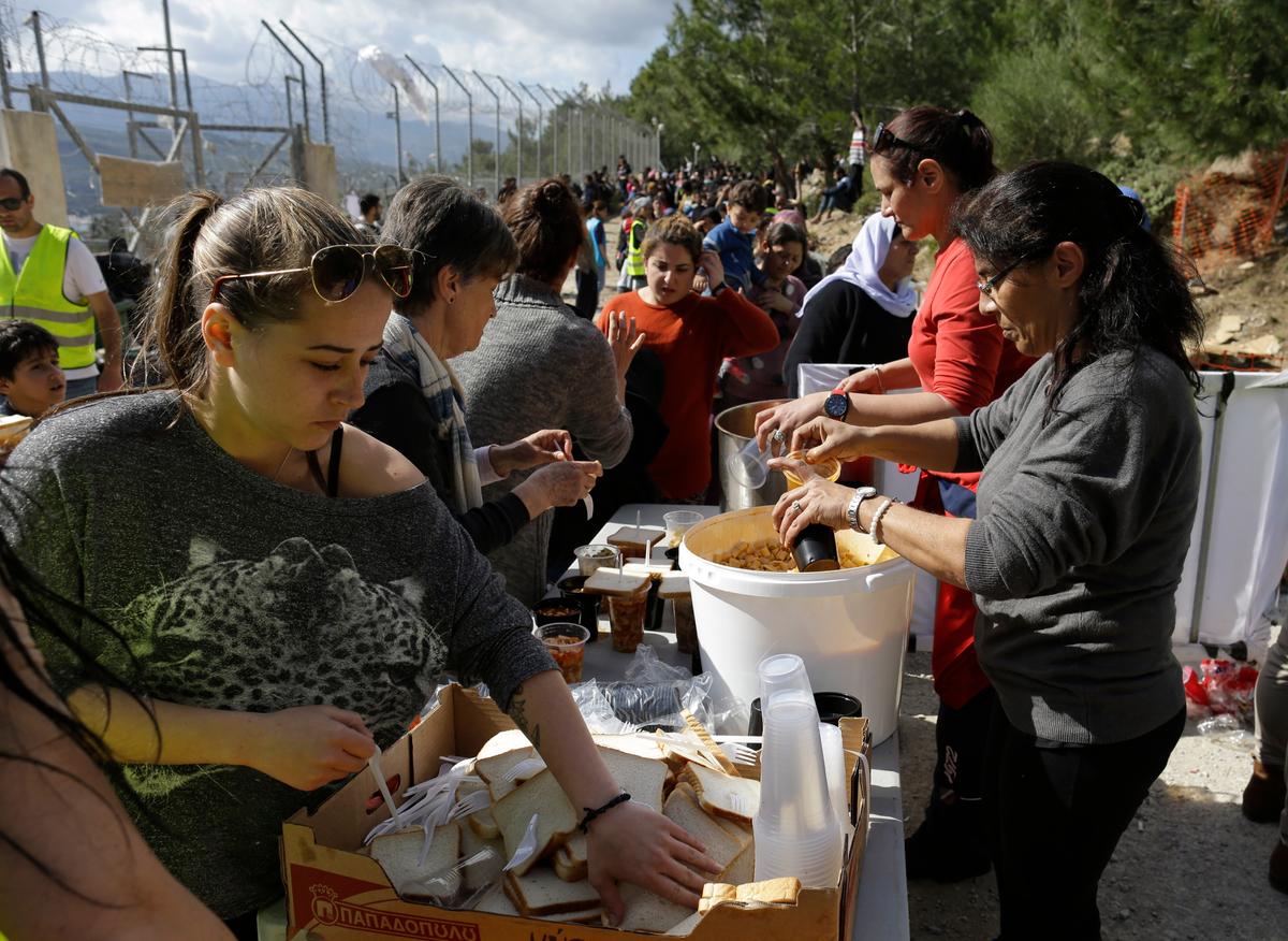 EU Mulls ‘Large-Scale’ Migrant Deportation Scheme