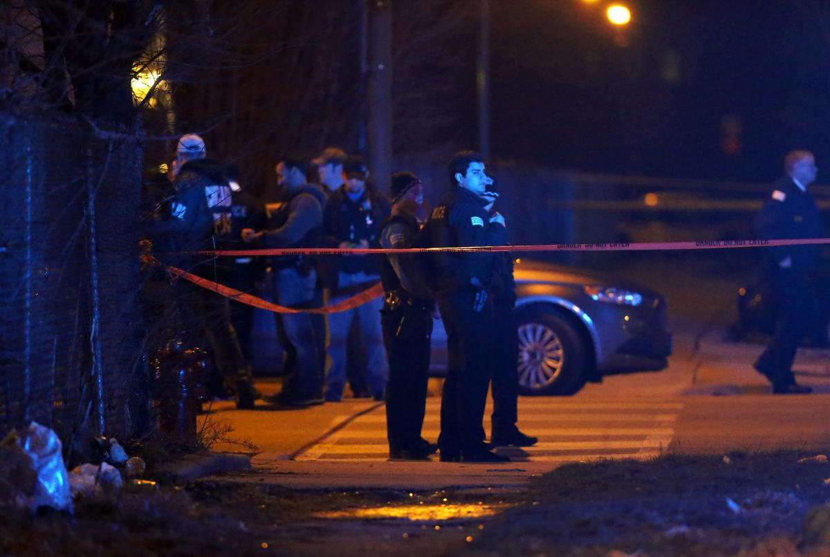Chicago Violence: 8 Fatal Shootings, 33 Injuries Over the Weekend