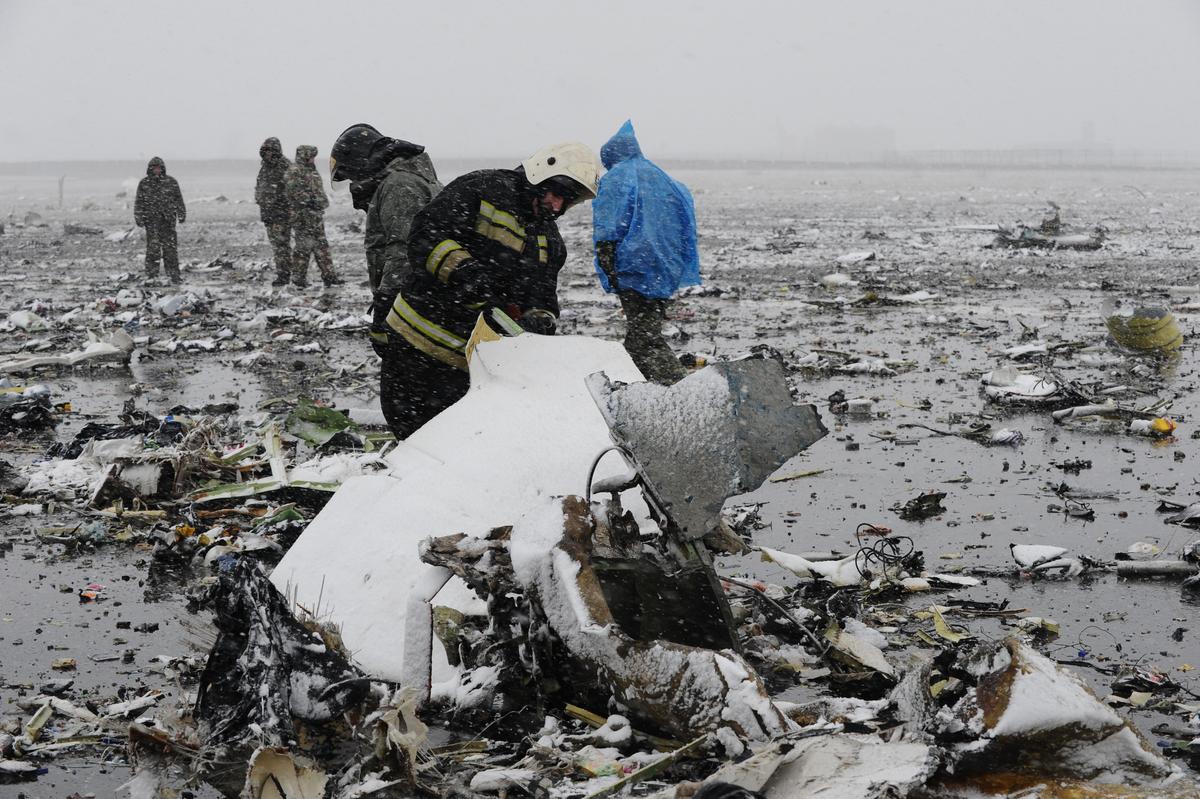 Heavy Winds as Dubai Plane Crashes in Russia, Killing 62