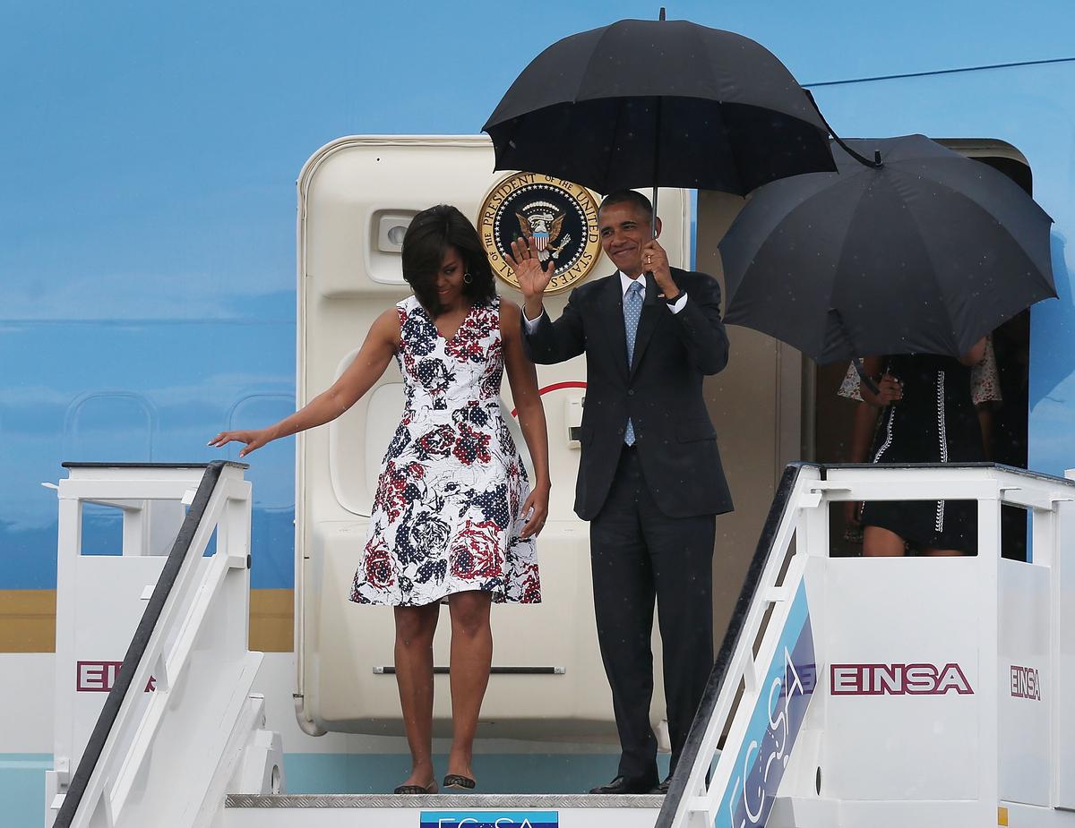 Obama Arrives in Cuba, the First President to Do So in 88 Years
