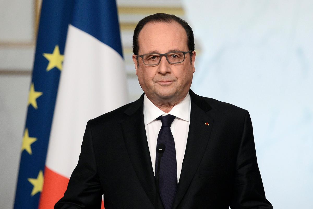 French Leader Abandons Plan to Strengthen State of Emergency