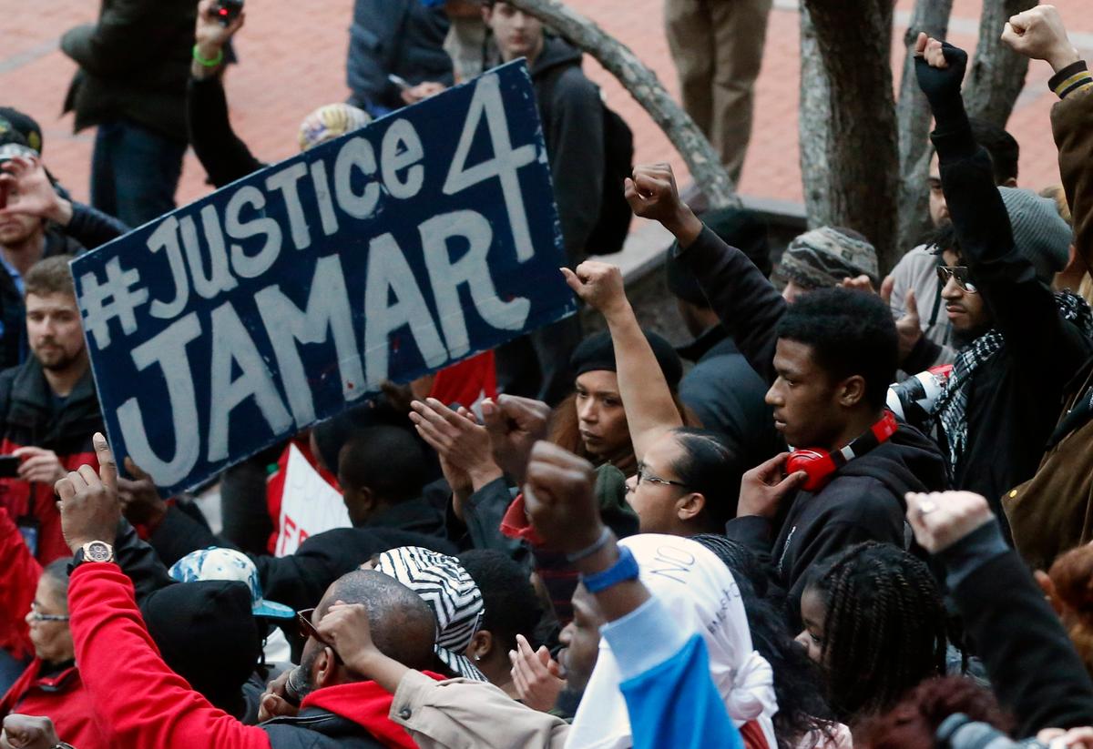 In Minneapolis, Distrust Flares After Officers Cleared