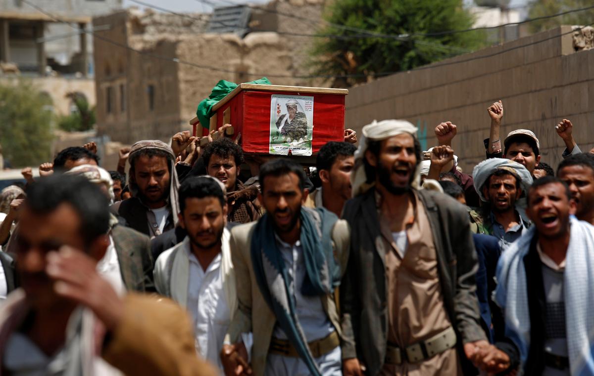 Sporadic Fighting Mars First Day of Cease-Fire in Yemen