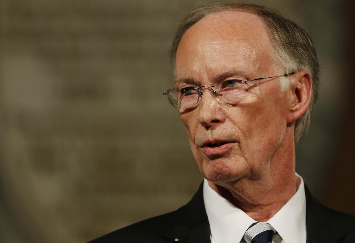 Taxpayers Paid Thousands for Helicopter Delivery of Governor’s Wallet to His Beach House