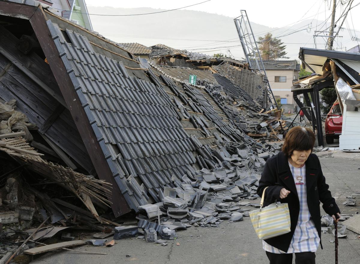 Disruptions From Twin Quakes in Southern Japan Hit Economy