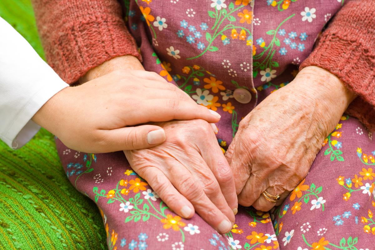 How to Deal With Being a Caregiver and Other ‘End of Life’ Advice