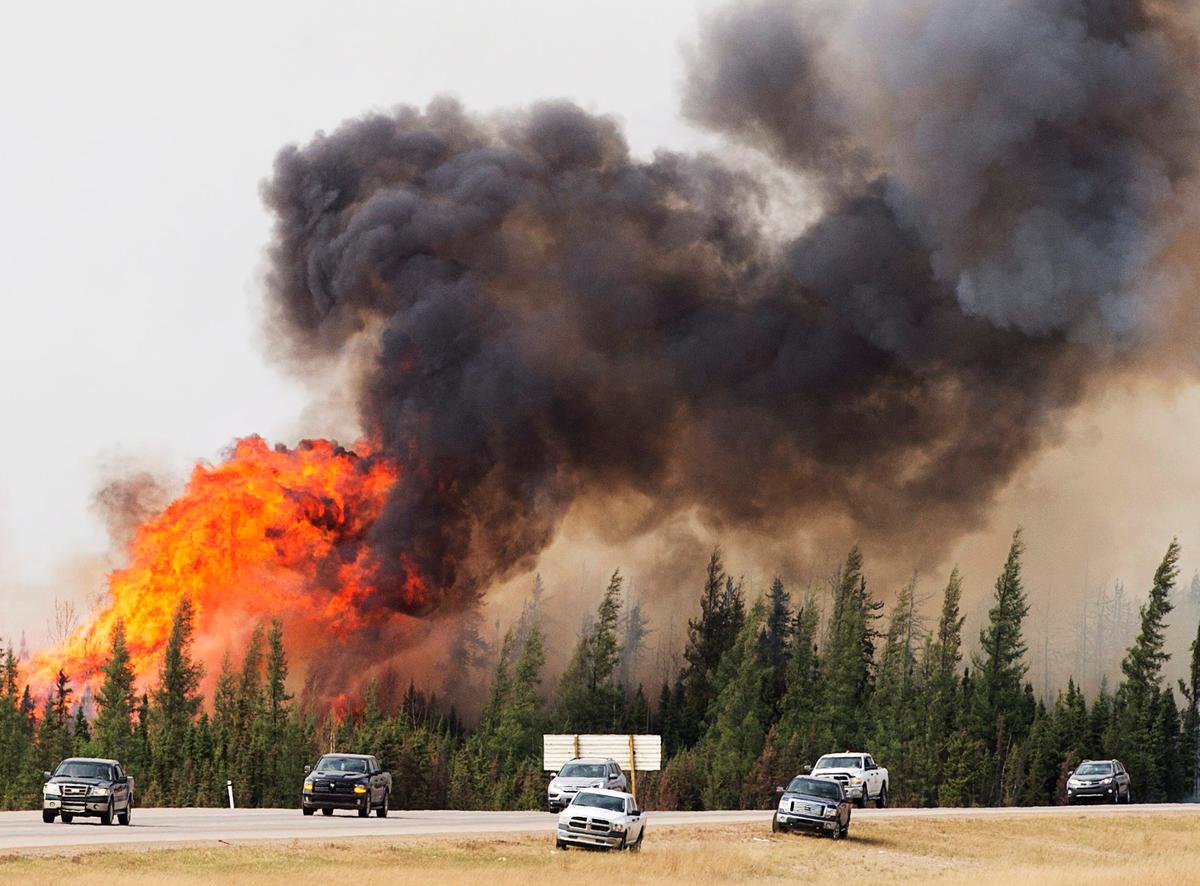 Fort McMurray Wildfire Doubles in Size in 36 Hours, Continues to Grow