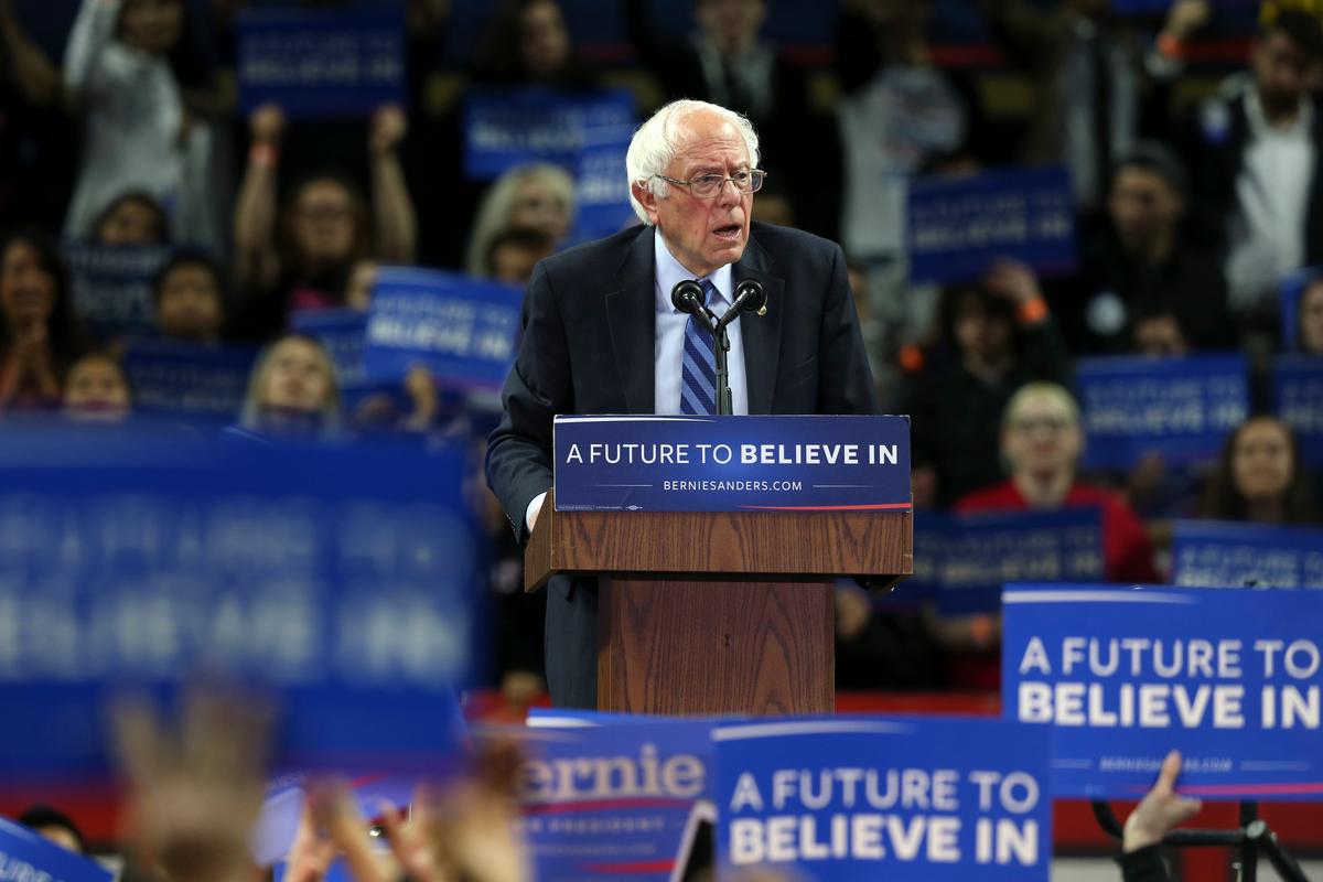 Sanders Wins Oregon, Battles Clinton in Ky.; Trump Wins Ore.