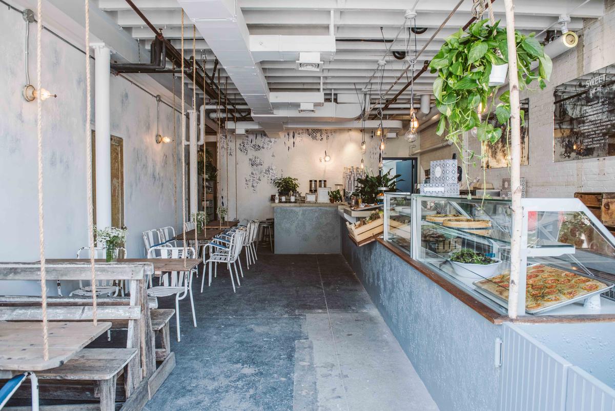 Openings: Maman, Sammy’s House of BBQ