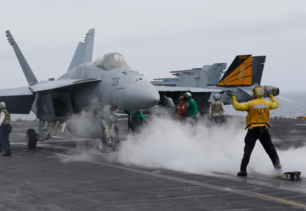 Trump Orders Navy to Replace Newer Fighter Launch System With Older Steam Catapults