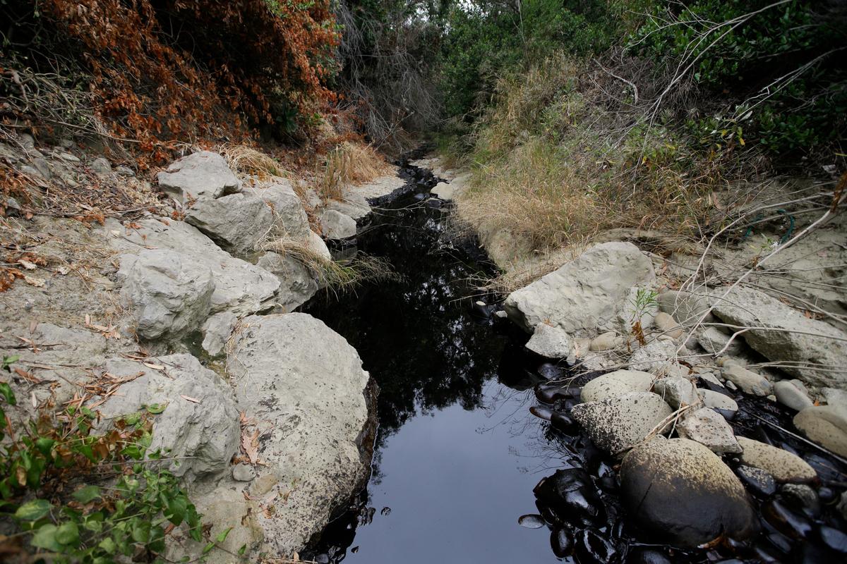 California Pipeline Spills About 29,400 Gallons of Crude Oil