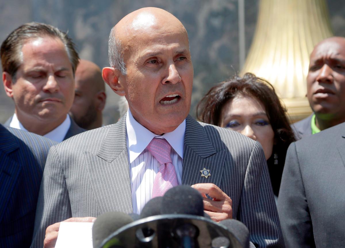 Ex-LA Sheriff Cites Alzheimer’s in Decision to Go to Trial