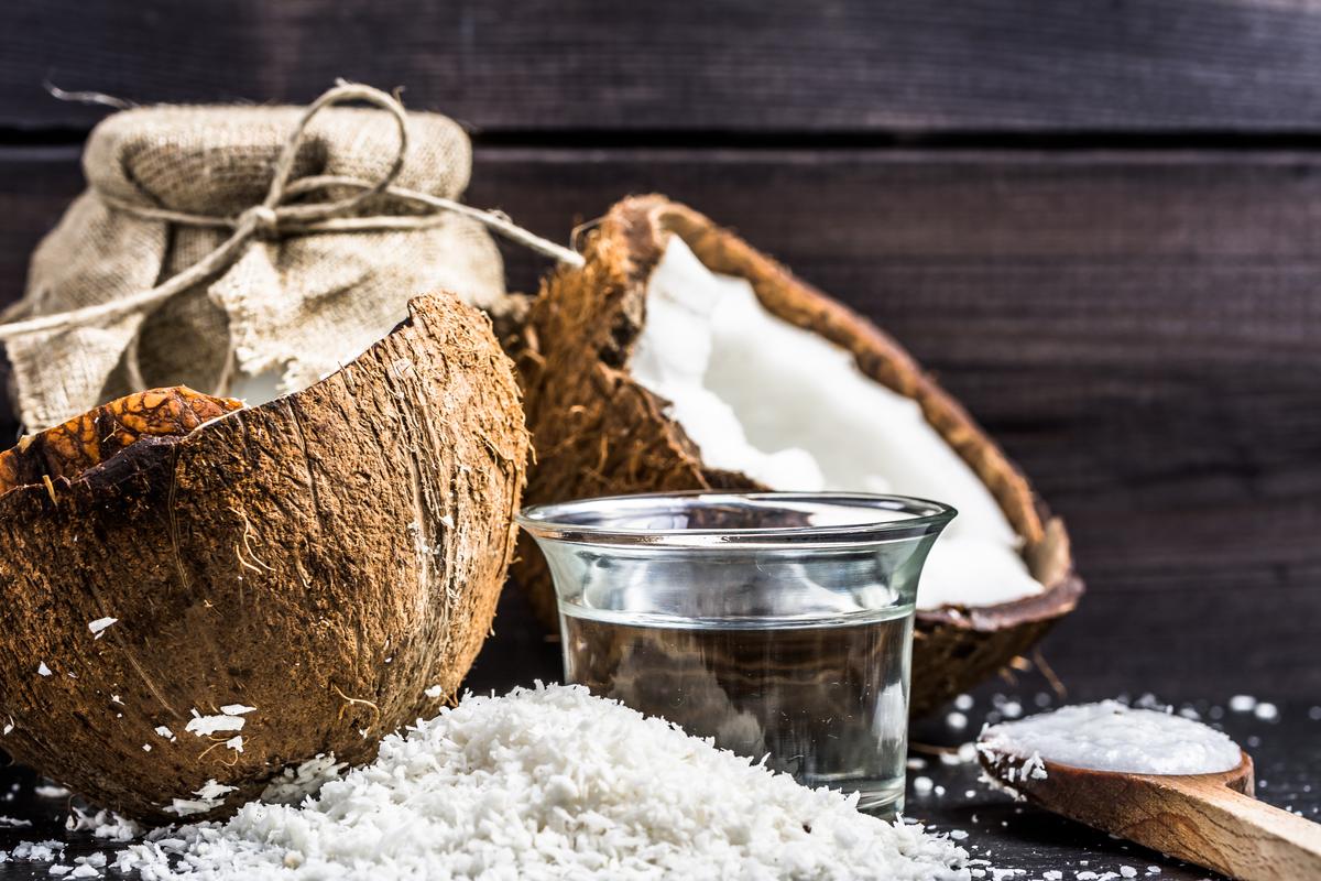 How Coconut Oil May Rescue The Brain From Alzheimer’s Disease