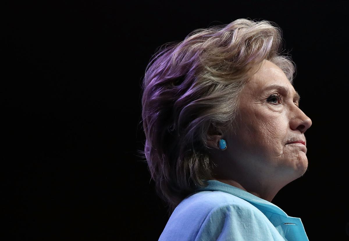Clinton Defends Public Statements on Email Use, Contradicts FBI Investigation