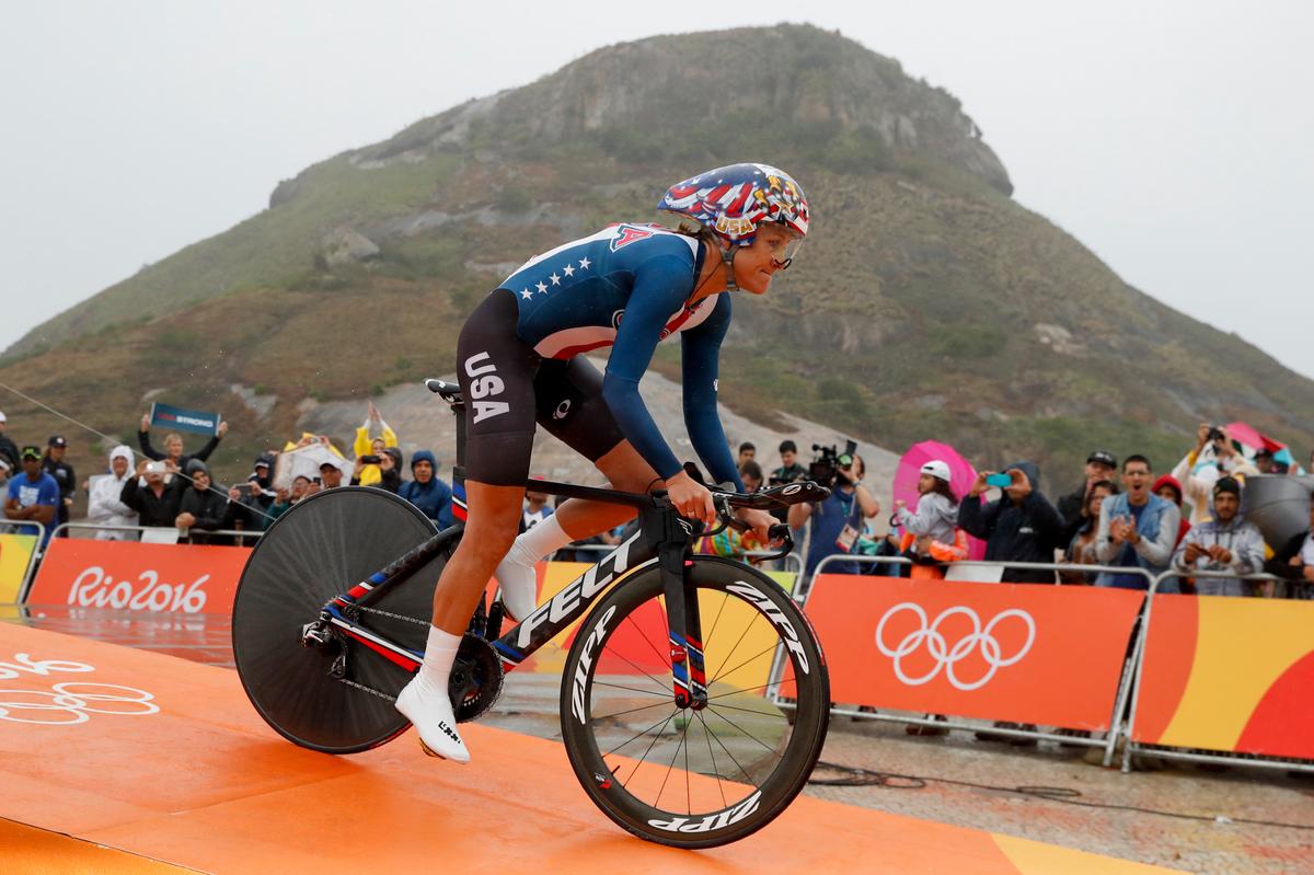 Armstrong Wins Third Straight Olympic Women’s Time Trial