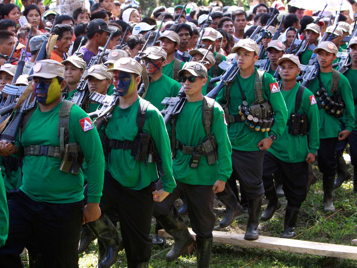 Philippine Troops, Rebels Hold Fire Ahead of Peace Talks