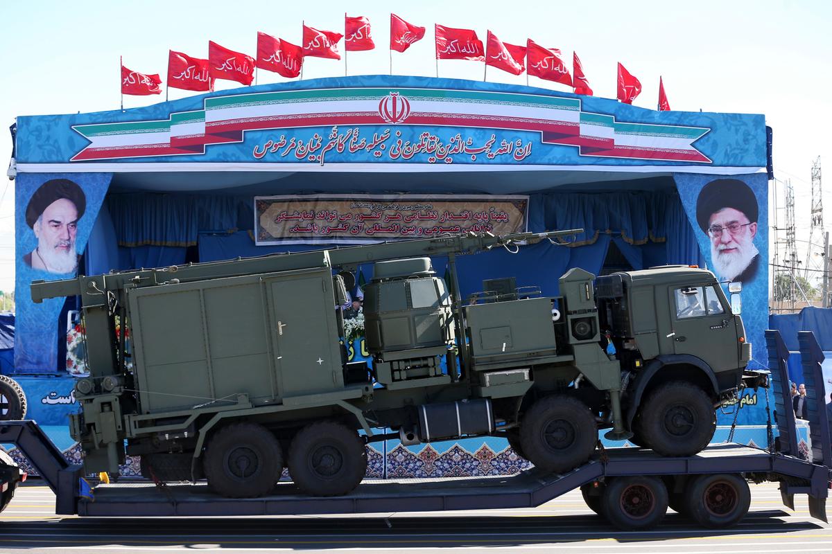 Iran Deploys S-300 Air Defense Around Nuclear Site