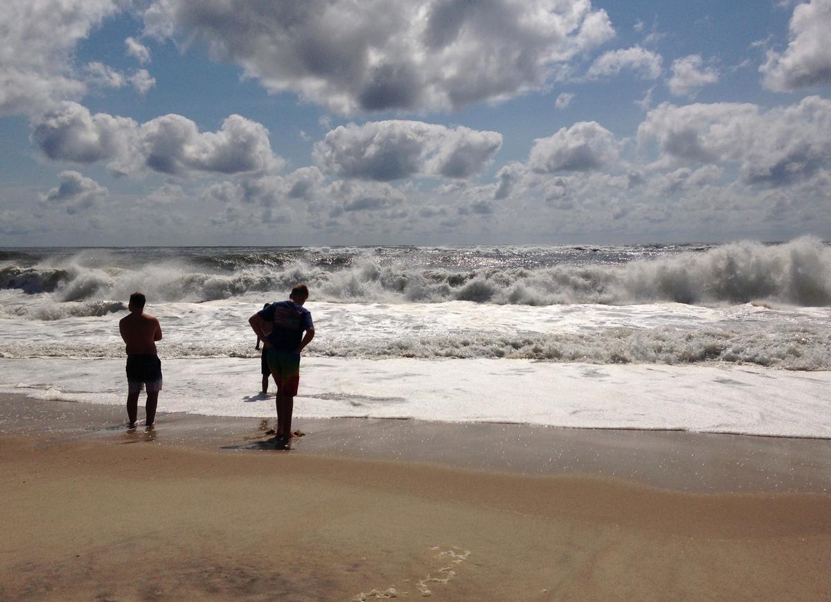 Hermine Lingers Off Shore Continuing Its Unsafe Storm Surges