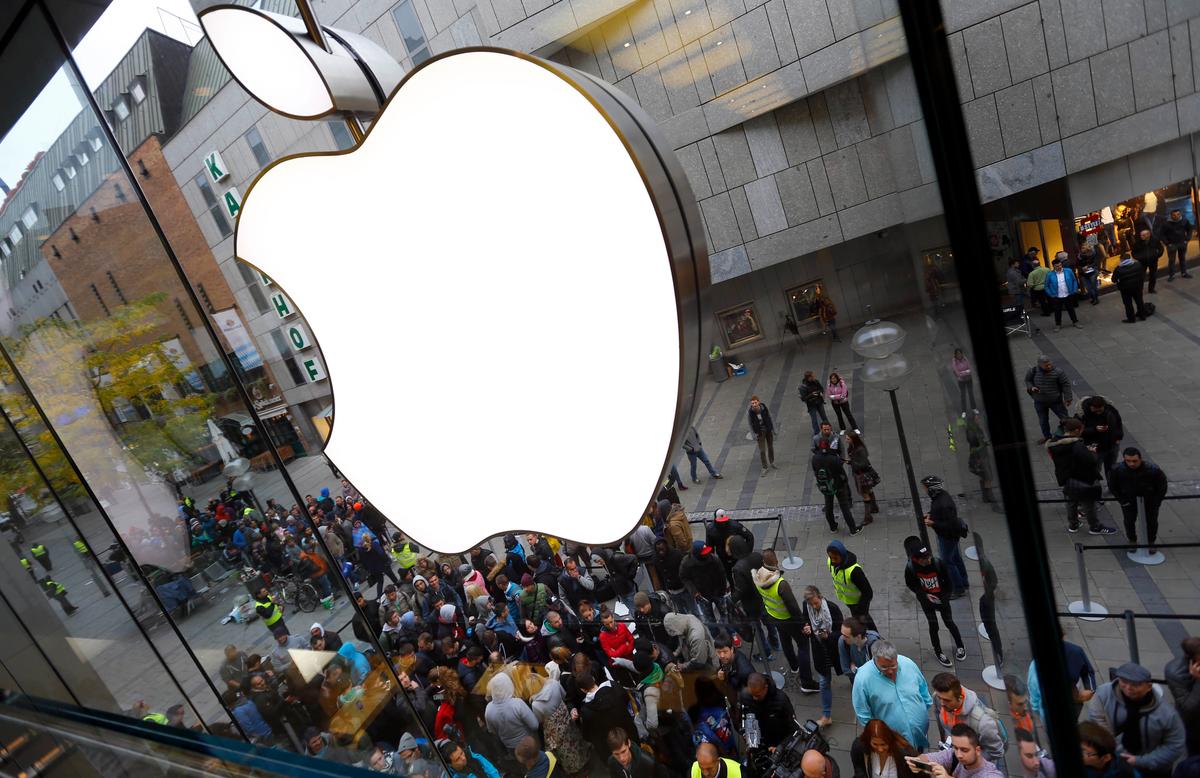 Low Taxes at Dozens of Firms in Spotlight After Apple Ruling