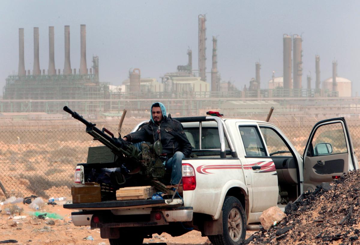 Libyans Hope to Export From Oil Terminals Seized by General